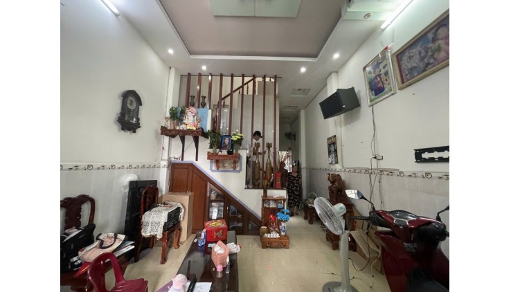 Chỉ 5.3 TỶ TL! 54M², 4 Tầng/5PN – HẺM XE HƠI – Quang Trung Gò Vấp!